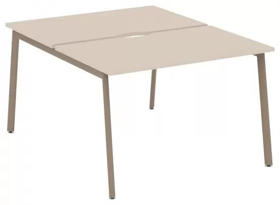 Рабочая станция с вырезом на плоскоовальной трубе